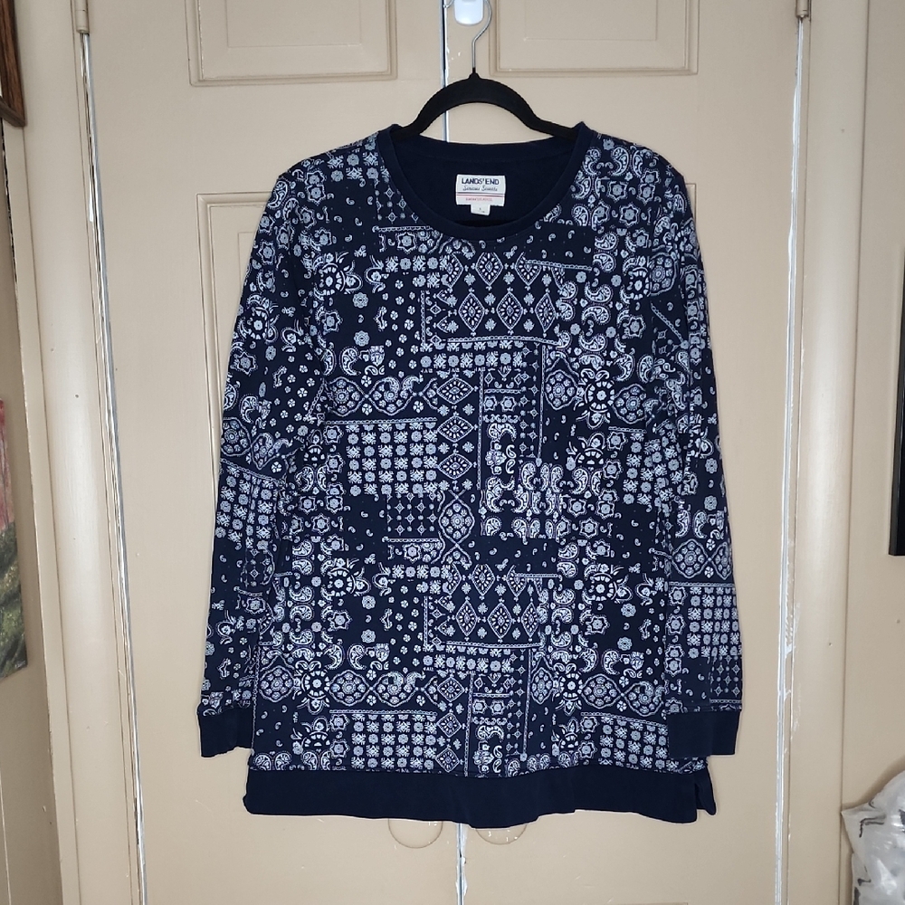 Lands End Navy and White Patterned Sweatshirt